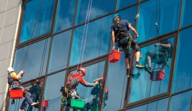 Смерть промальпинистов после падения в Астане: суд признал виновным работодателя
