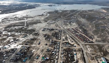 Токаев совершил облет подтопленных территорий ЗКО