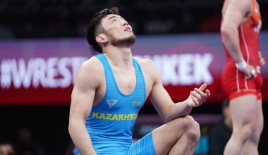 Это сенсация: казахстанский борец выиграл золото чемпионата Азии