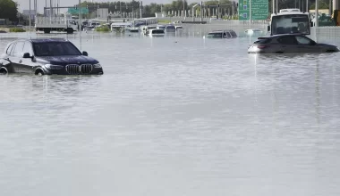 Дубай уходит под воду (видео)