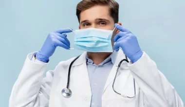 Новый коронавирус? Умер первый заразившийся птичьим гриппом H5N2 человек