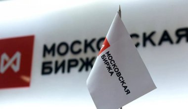 Вслед за США: Великобритания также ввела санкции против Мосбиржи