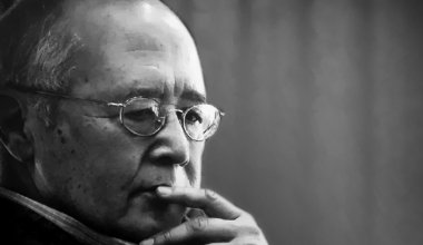 Смерть Мурата Ауэзова: Токаев выразил соболезнования