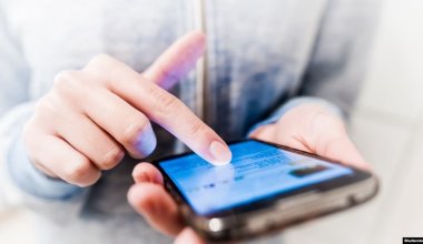Казахстанку оштрафовали за пост о коррупции в соцсетях