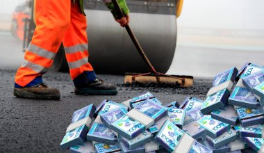 Более 2 трлн тенге выделили на дороги в Казахстане: Антикор выявил сотни нарушений