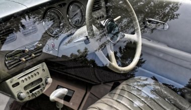 На полгода продлят запрет на ввоз праворульных авто в Казахстане