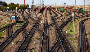 Казахстан вернул в госсобственность железнодорожные пути