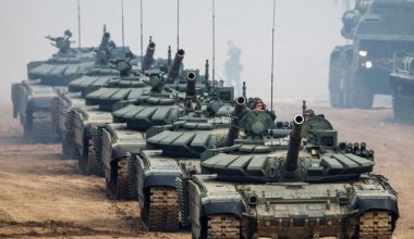 Беспилотники, истребители, ЗРК: более 500 единиц военной техники получил Казахстан
