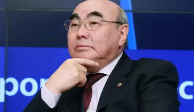 Аскару Акаеву хотят отказать в возврате статуса экс-президента Кыргызстана