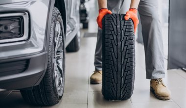 С 1 декабря водителей в Казахстане будут штрафовать за летние шины