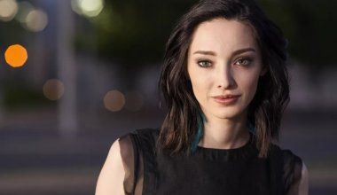 Каминг-аут: звезда сериала «Оппенгеймер» стала мужчиной