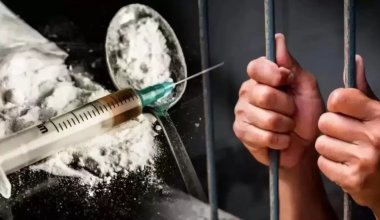Перед студентами зачитали приговор: в Сарани провели показательный суд по делу о наркотиках