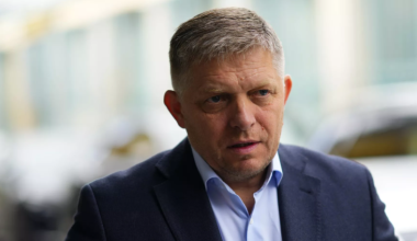 Премьер-министр Словакии обвинил Зеленского в "саботаже" из-за прекращения транзита газа