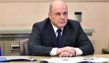 Премьер-министр России прилетел в Астану
