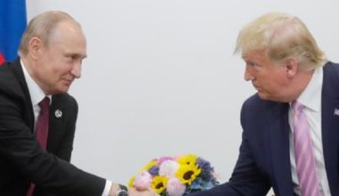 Трамп заявил, что может встретиться с Путиным до конца месяца