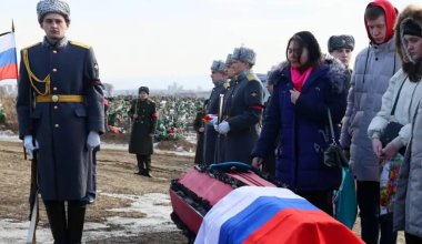 На войне в Украине погибли 160 тысяч российских солдат