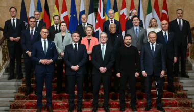 «Момент раз в поколение»: лидеры ЕС собрались в Лондоне из-за Украины