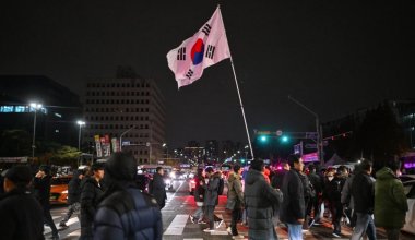 Суд отклонил импичмент премьеру Южной Кореи