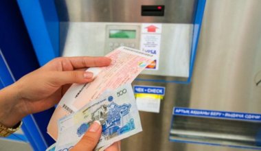 Кому в Казахстане положены скидки на ж/д билеты