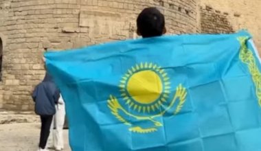 Реакция на флаг Казахстана в Азербайджане восхитила пользователей соцсетей