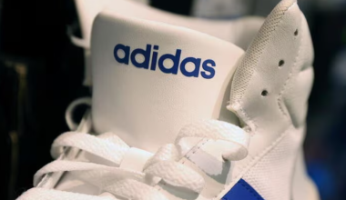 Nike, Adidas и Crocs просят Трампа отменить пошлины