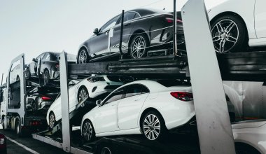 Уроженец Казахстана поставил России санкционные авто на 25 млн евро