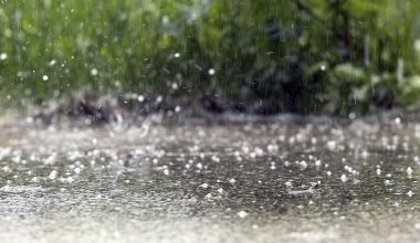 Град прогнозируют в отдельных районах Казахстана 12 июня
