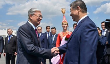 Как встретили председателя КНР Си Цзиньпина в Астане