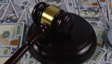Казахстан судится с иностранными компаниями, оспаривая 7,5 млрд долларов