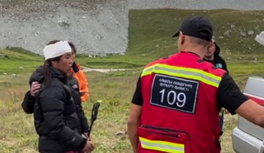 Туристка из Сингапура пострадала в горах Алматы
