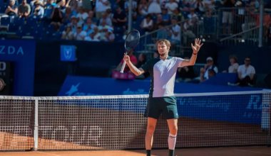 Александр Бублик уверенно вышел в финал турнира ATP 250