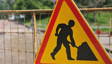 Движение на ещё одном участке улицы Панфилова перекрыли в Астане