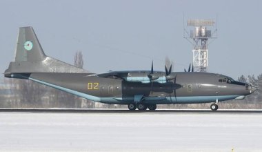 Китай продолжает поставки для военных Казахстана