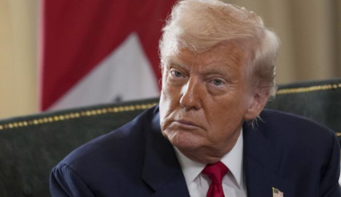 Трамп официально ввёл 25% пошлины на товары из Казахстана