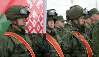 Беларусь стягивает новые силы к границе с Украиной