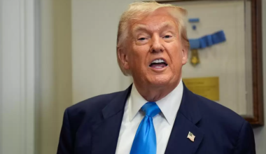 Трамп обвинил Индию в спекуляции на российской нефти
