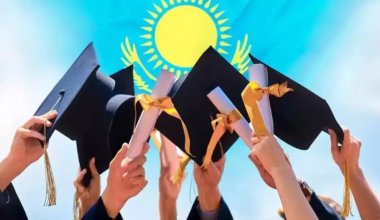Названы имена обладателей государственных образовательных грантов в Казахстане