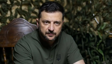Зеленский: окончание войны должно быть честным и защищать интересы Украины