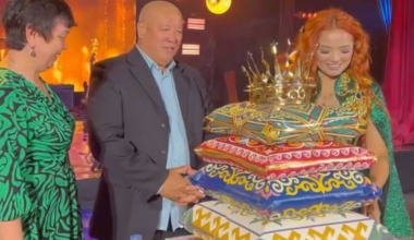 Казахстанский торт стал сенсацией и причиной конфликта