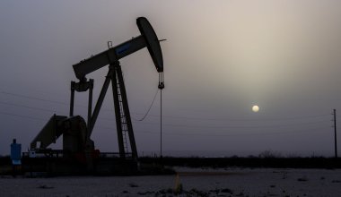 Нефть подорожала перед встречей Путина и Трампа на Аляске