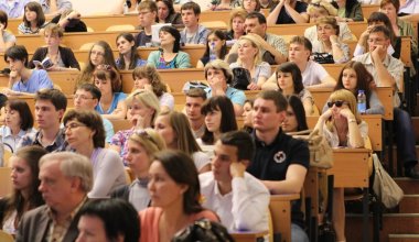 Названо число казахстанцев, обучающихся в России