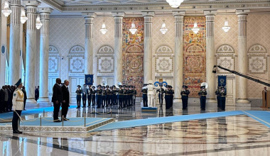 Президента ДР Конго Феликса Чисекеди встретили в Астане