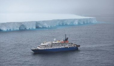 Крупнейший в мире айсберг потерял пятую часть площади