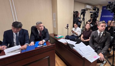 Чиновник назвал розыгрыш Жанабылова и Толегеновой “лохотроном” и получил замечание