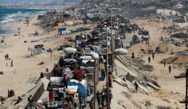 “Город пылает”: палестинцы бегут из Газы из-за наземной операции Израиля