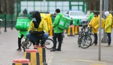 Курьерам-мусульманам запретили доставку ряда товаров в России