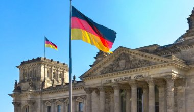 Власти обратились к населению Германии с предупреждением о войне