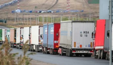 Что стоит за резким падением автоперевозок из Казахстана в РФ