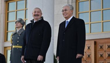 Президент Азербайджана прилетел в Казахстан с государственным визитом