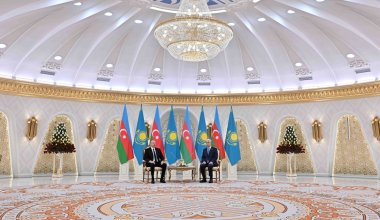 Торговля, инвестиции, транзит: о чем говорили президенты Казахстана и Азербайджана